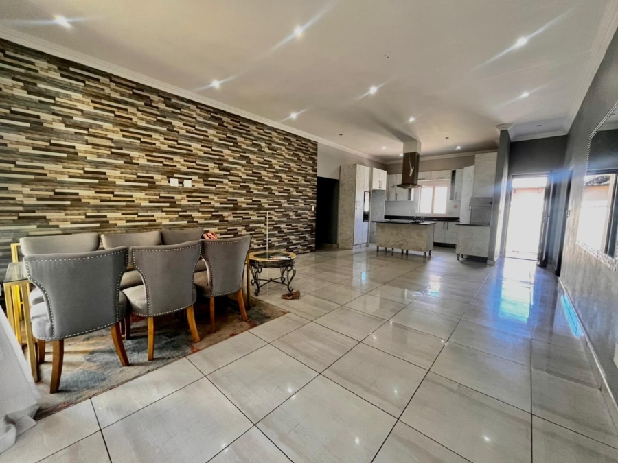 4 Bedroom Property for Sale in Donkerhoek A H North West